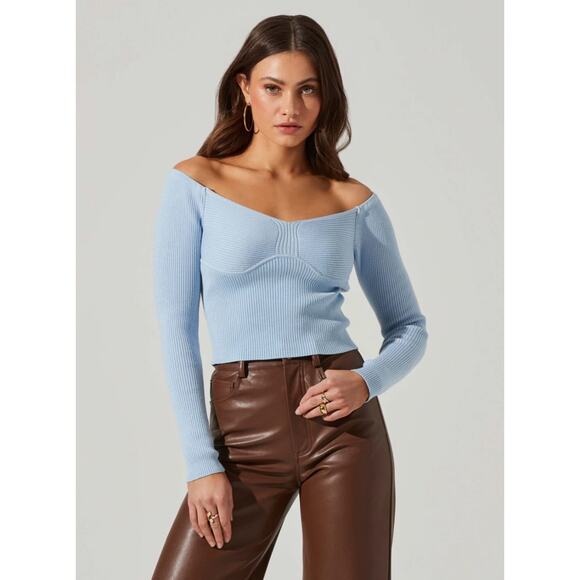 NWT ASTR The Label Harlie Off Shoulder Cropped Sweater Light Blue - Size: Medium - Picture 1 of 7